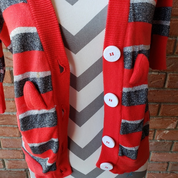 Shirt - Picture 4 of 7